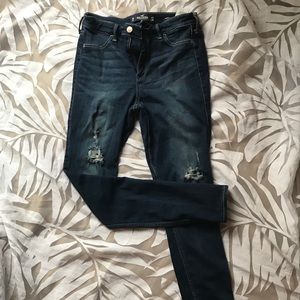 Hollister Ripped Jeggings